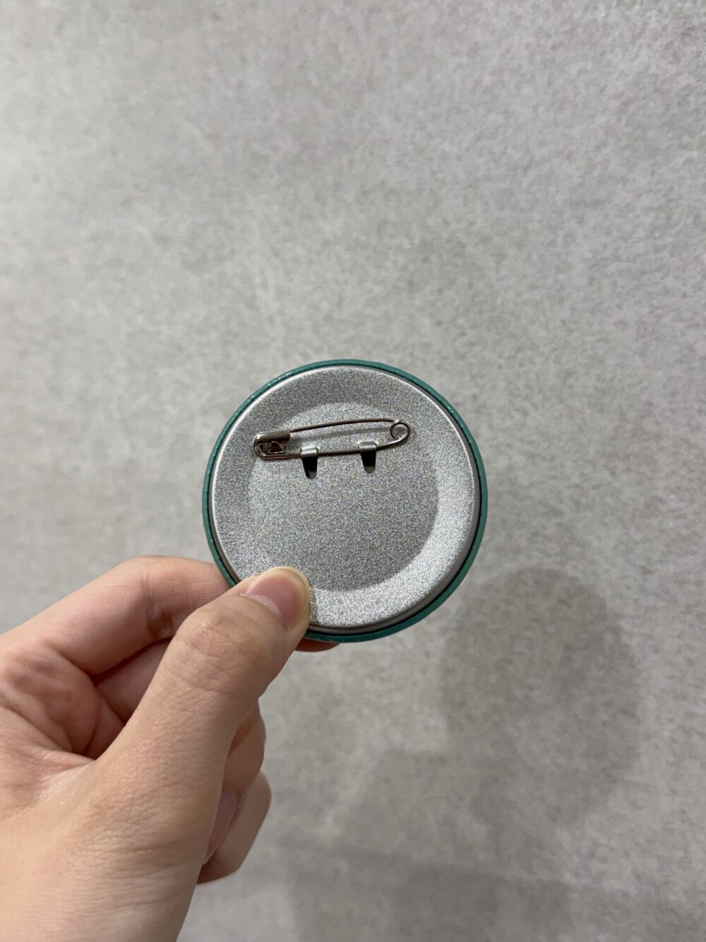 現貨｜7-11西村裕二 徽章 別針